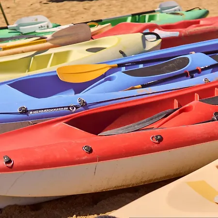 Bright With Swimming Pool Apartamento