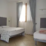 Bright With Swimming Pool Appartement