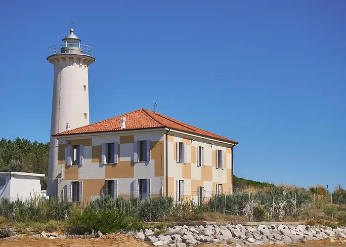 Bright With Swimming Pool Apartmán *